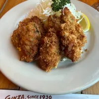 連休最終日の二子玉、混んでいます。ランチは牡蠣フライ@つばめグリル。最近つばめに来ても牡蠣フライばかり食べています（笑）美味しくいただきました。|sniper66さん