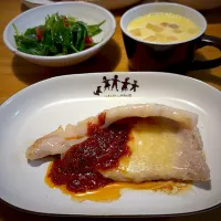 豚ロースのイタリアンソテーと、ほうれん草のサラダと、かぼちゃのスープ|もえさん