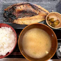 トロニシン定食|じょんさん