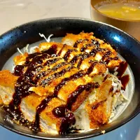チキンカツでソースカツ丼|ぎんさん