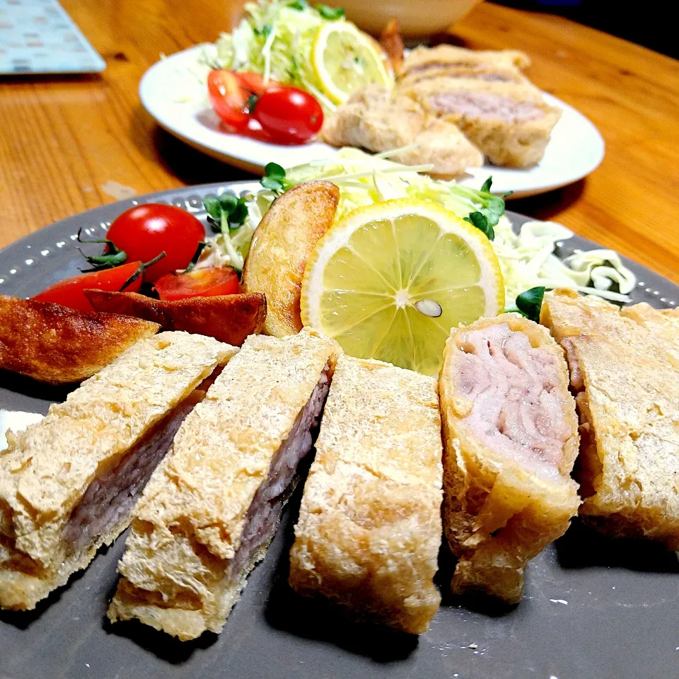 cherry🍒さんの料理 お揚げで豚こま豚カツ|とまと🍅さん