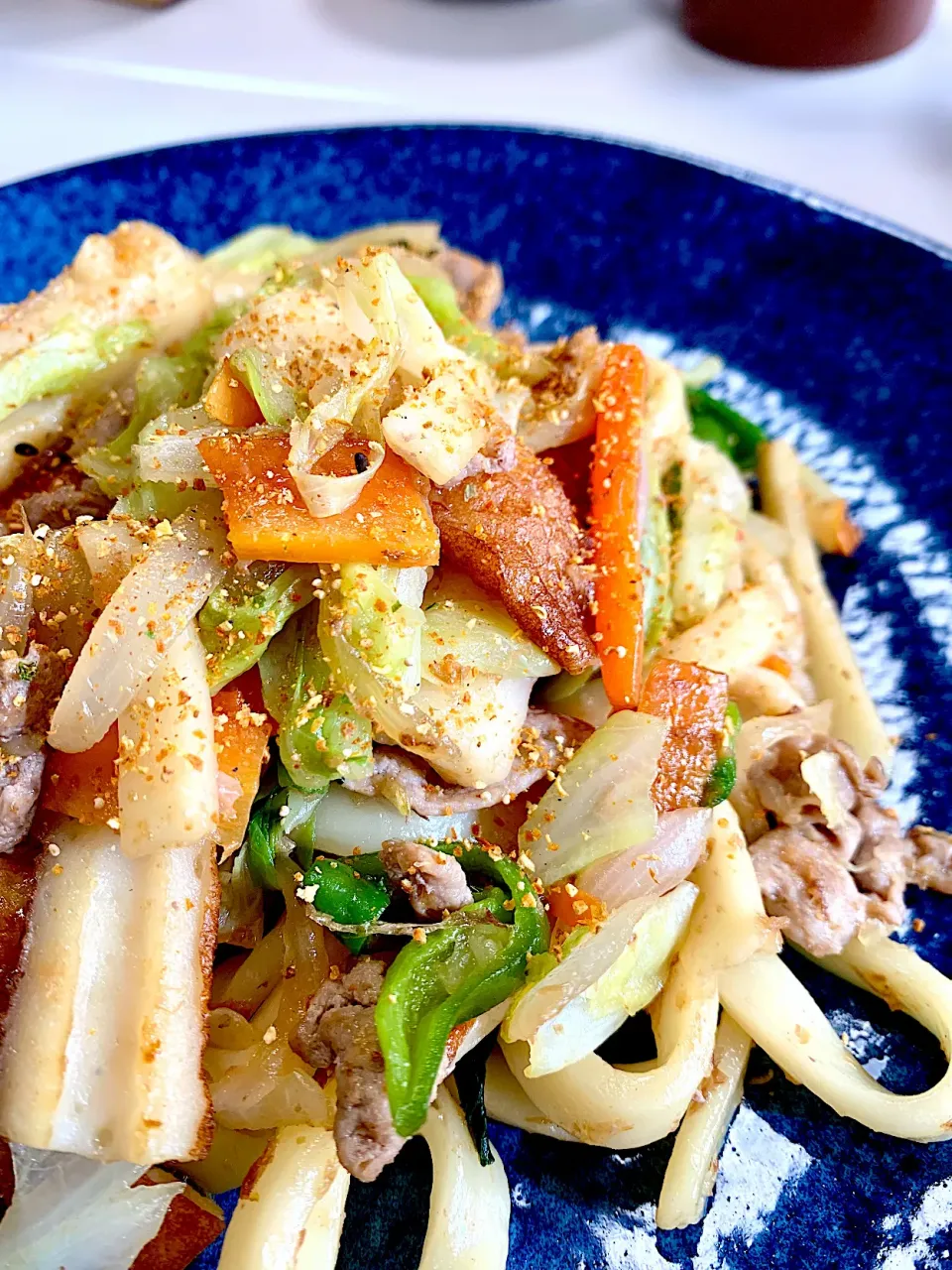 Yaki Udon seasoned with Hondashi granules and a small amount of soy sauce, sprinkled with kyo-shichimi|gonbenさん