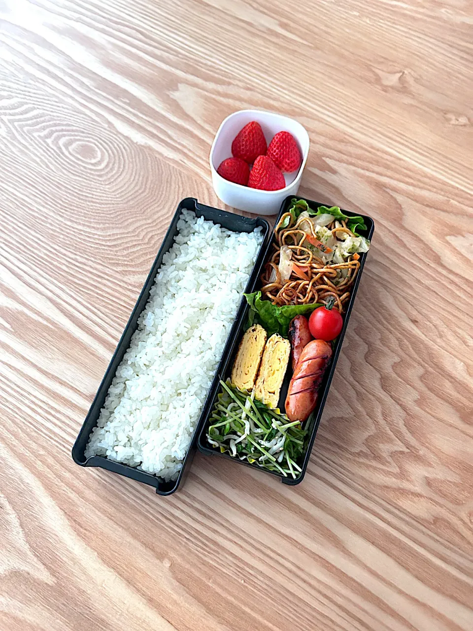 焼きそば弁当🍱|nonoさん