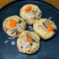 炊込みおにぎり| o-kazuさん