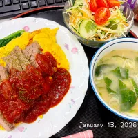 牛ローステーキ🥩乗せ オムライス🍅🍳🍚|Tsuu_chan‪ ·͜·♡‬さん