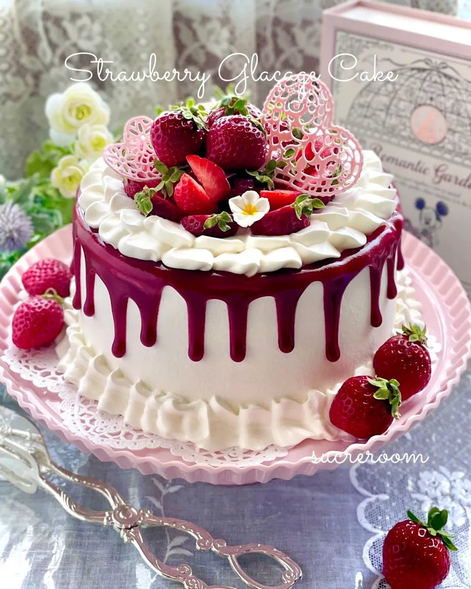 あまおうのグラサージュケーキです🍓|sucreroomさん