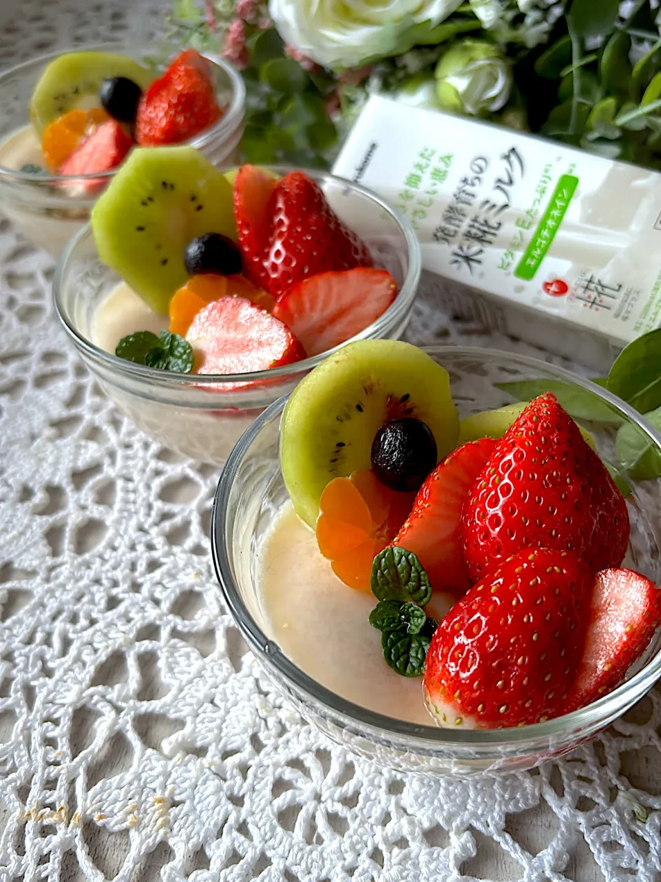 米糀ミルクでフルーツ杏仁豆腐|とんちんさん