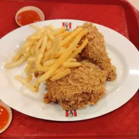 KFC Hà Noi Old Quarters 🤤🤤🤤Crispy outside and juicy inside| 🍒lynnlicious🍒さん