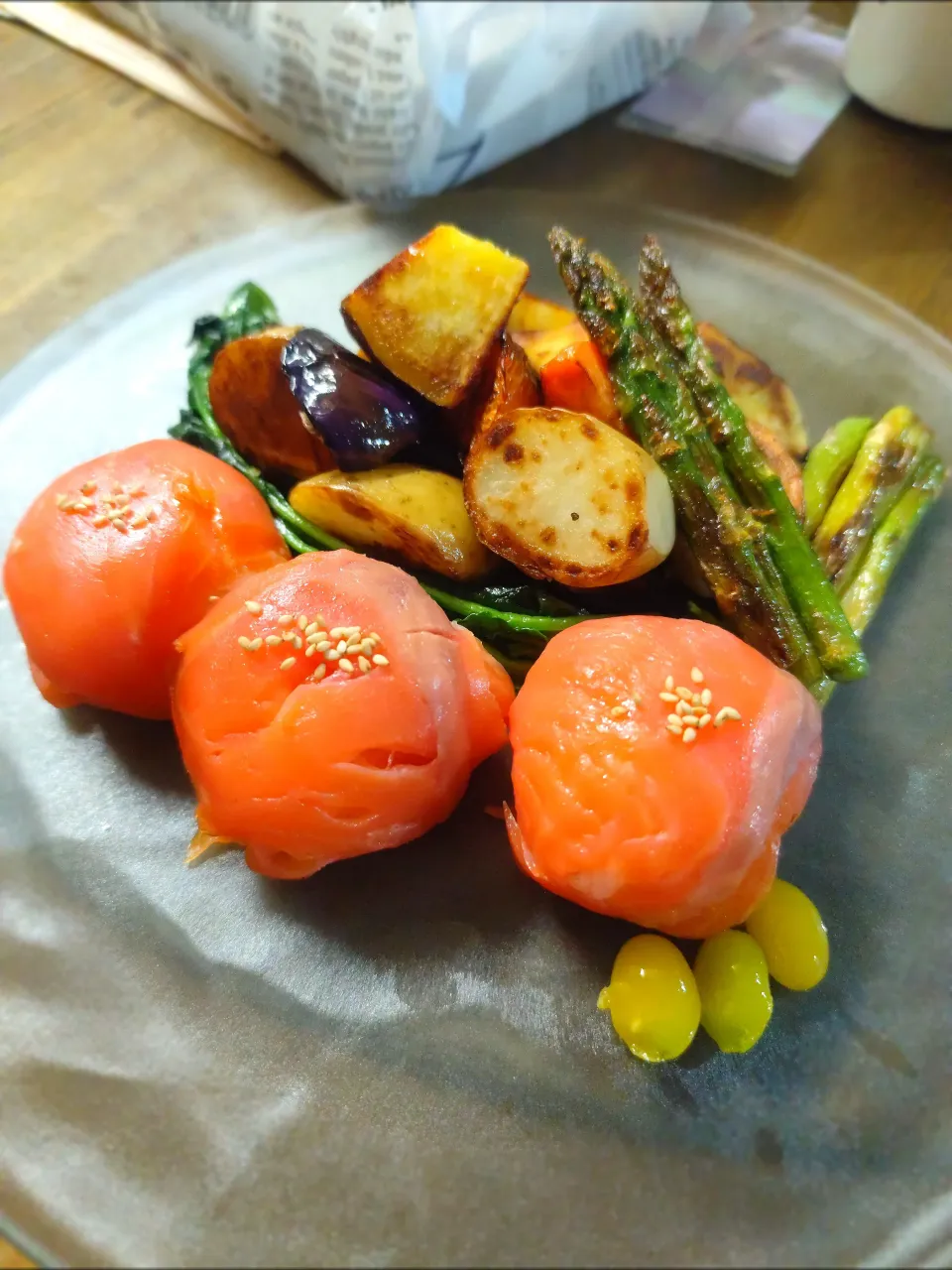 手毬ちゃんと焼き野菜くん|かずさん