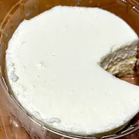 ギター弦張り替えながら #おやつ　ダブルレアチーズ|ms903さん