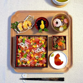 Snapdishの人気料理写真:バラちらし寿司の献立