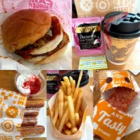 旨辛とろたま牛すき焼きバーガー🍔　ポテト🍟　ダージリンプレンドティー🫖　苺ミルクパイ🥧　ディップチュロごろっと苺🍓|るみおんさん