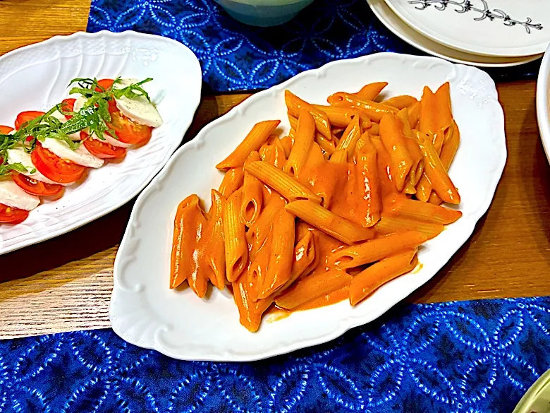 海老トマトクリームソースのペンネ|おさむさん