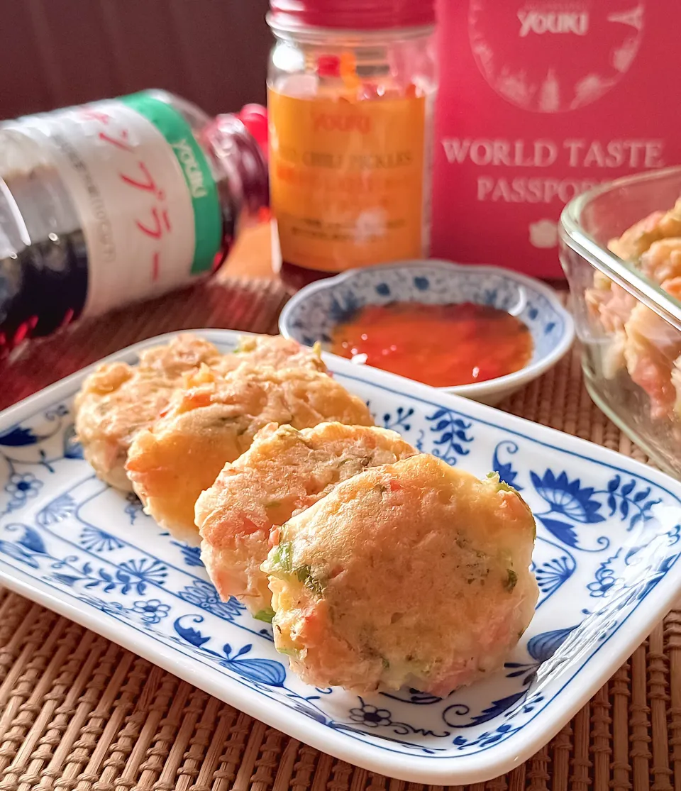 干しエビとパクチーのもちもちはんぺんバーグ～柿のスイチリ風ソース添え～|にゃんぺこさん