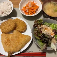 2026/01/14 さのやアジフライ&コロッケ、人参のツナあえ、キャベツサラダ|kykyさん