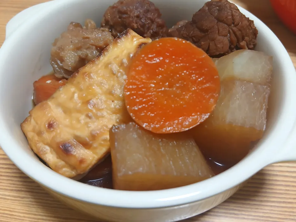 牛すじ大根と仲間たち(*｀艸´)|ぽんすけさん