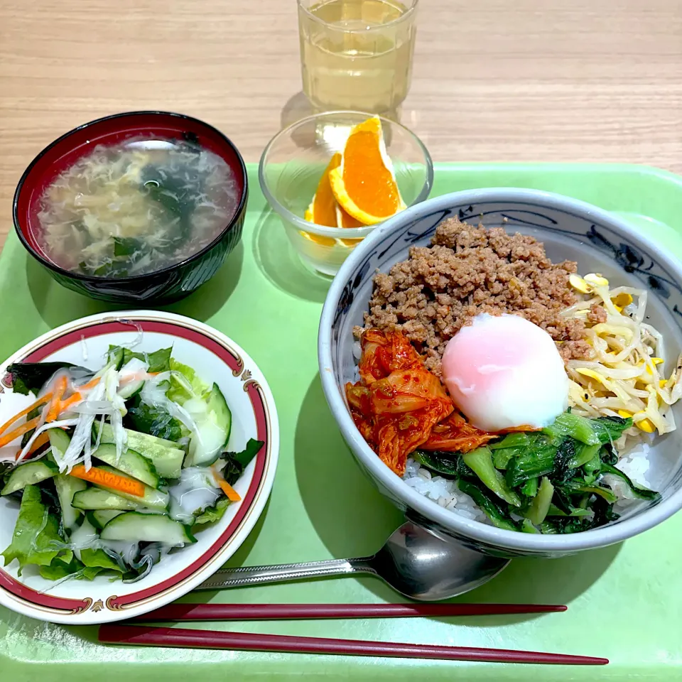 寮の晩ごはん😋ビビンバ丼|すかラインさん