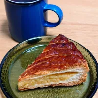 日比谷・ル・プチメックのガレット・デ・ロワとコーヒー|すーさん