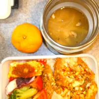 やみつき鶏、たこブロッコリー塩レモンだれ、チーズ卵焼きサルサソース、味噌汁　弁当  1/15|まりっぺ2025さん