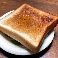 ハニートースト|はっちぃさん