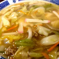 【1947年創業】 
【現在、昼営業のみ】 
中華料理 登喜和 
チャンポン (950円)
―麺少なめ
@西新宿8分 
(JR新宿駅から徒歩15分)
26014
〈醤6塩3噌󠄀1タ1出1F0冷0チ1混1つ0〉| 大脇さん