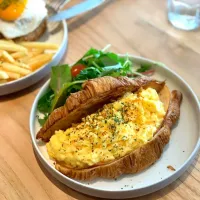 Croissant Scrambled Eggs & Ham for Brunch 🥐🥚🥓🤤|An'leeさん