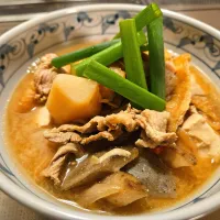 寒い夜には温かいとん汁をどうぞ🍴