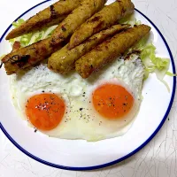 目玉焼き、シークカバブ|utayataさん