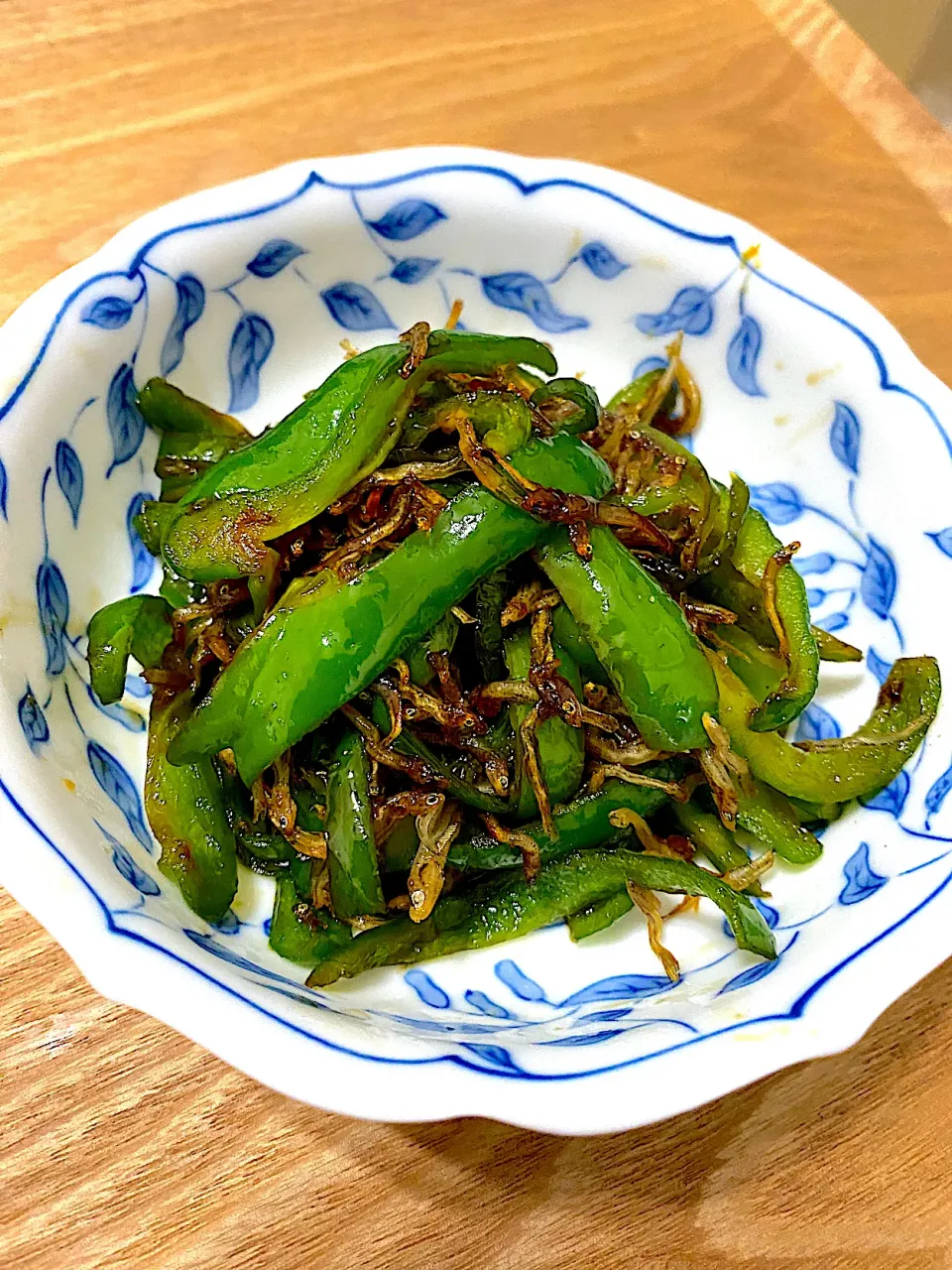 ピーマンとジャコの甘辛生姜焼き|単身赴任のっちさん