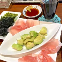 アボガドと生ハムの韓国のり♫wwwww|Yoshihiro Andoさん