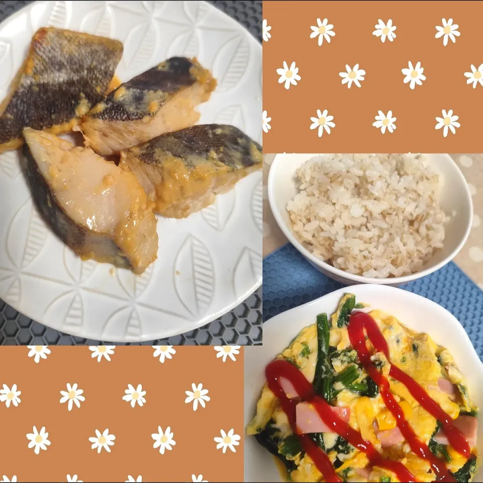 みったんさんの料理 味噌ヨーグルト漬けを参考に!鱈の味噌ヨーグルト漬け焼き他昼ごはん|m.rafuさん