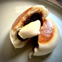 ごまあんまんに、バターをトッピング😋🎵👍| ギムレットさん
