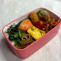 娘のお弁当にコーンを入れた玉子焼き|かっちゃん杉さん