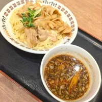 肉盛りつけ麺|じょうさん