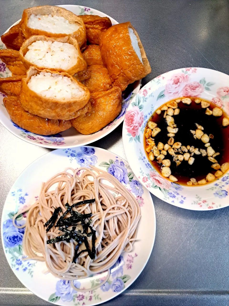 いなり寿司とお蕎麦|あゆなさん