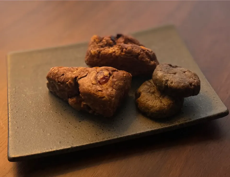 4種のナッツとドライフルーツの米粉スコーン|にゃふてんさん