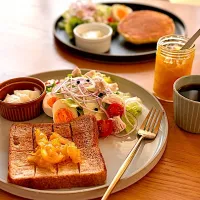 🐶新しい家族と迎えた、静かな朝ごはん|kaeさん