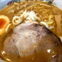 【1/20までの催事出展from帯広市】 
北海道ラーメン 麺匠 双葉
白味噌らーめん
＠東武百貨店池袋店 
ぐるめぐり 冬の大北海道展
26015
〈醤6塩3噌󠄀2タ1出1F0冷0チ1混1つ0〉