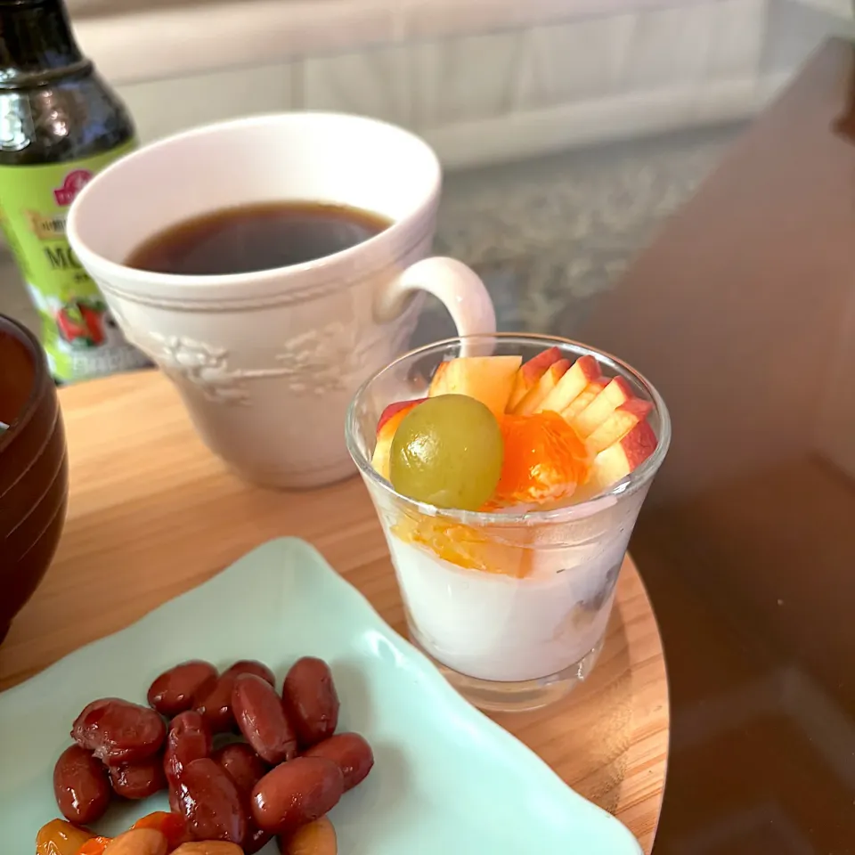 朝ごはんヨーグルト|かっちゃん杉さん