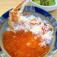 カニとイクラ丼|ひよこさん