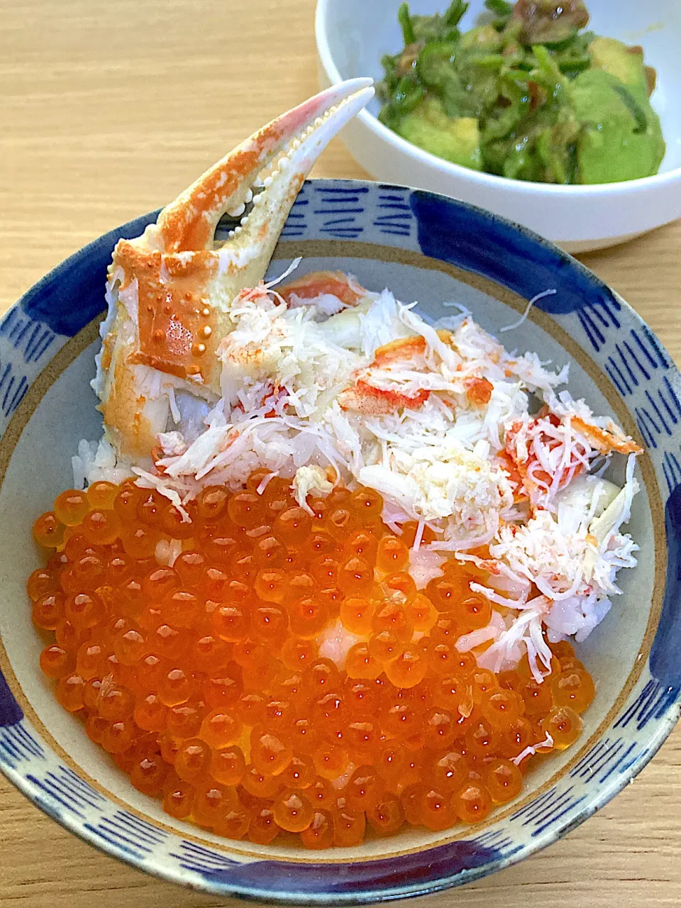 カニとイクラ丼|ひよこさん