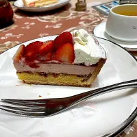 いちごクリームタルト🍓|みーぬさん