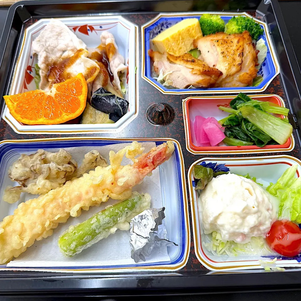 今日のお弁当‼︎ 17 January|Yoshinobu Nakagawaさん