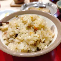 鶏五目ごはん|あゆみ│ハレシピさん