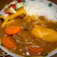 カレーライスとアボカドサラダ|masaさん