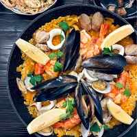 王道のパエリア🥘