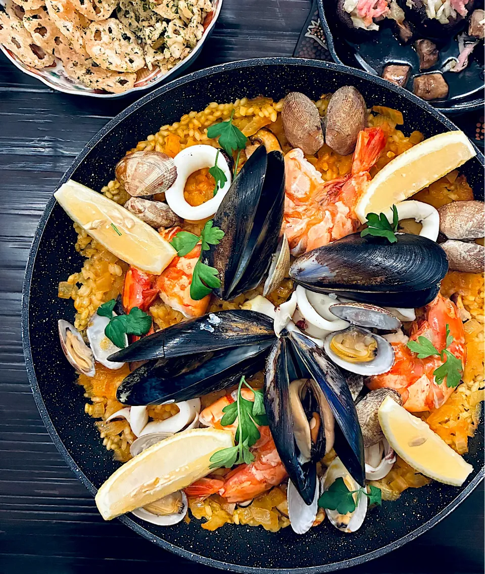 王道のパエリア🥘|ぽくくんさん