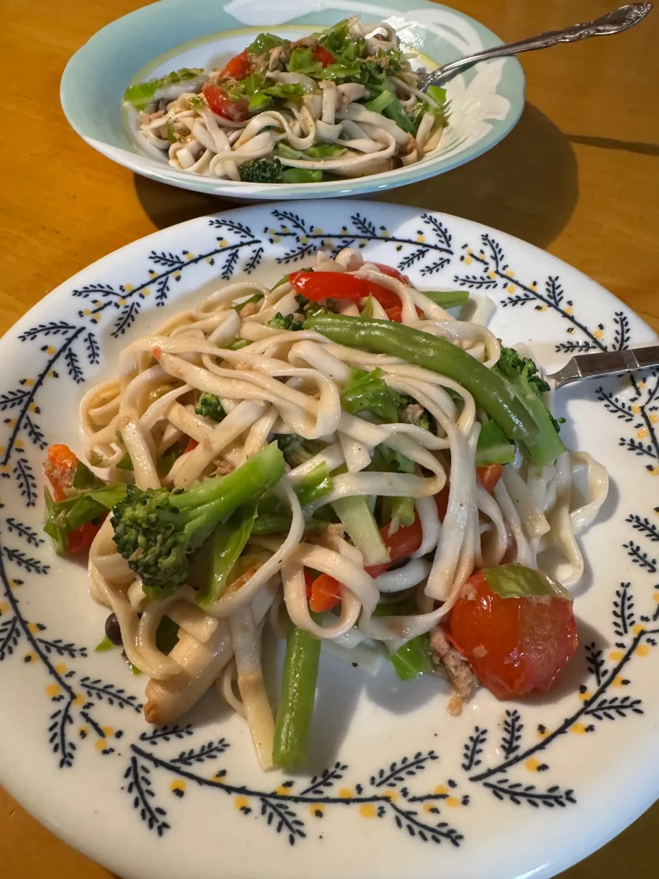 ひもかわうどんでペペロンチーノ🍝|さらっと🍀さん