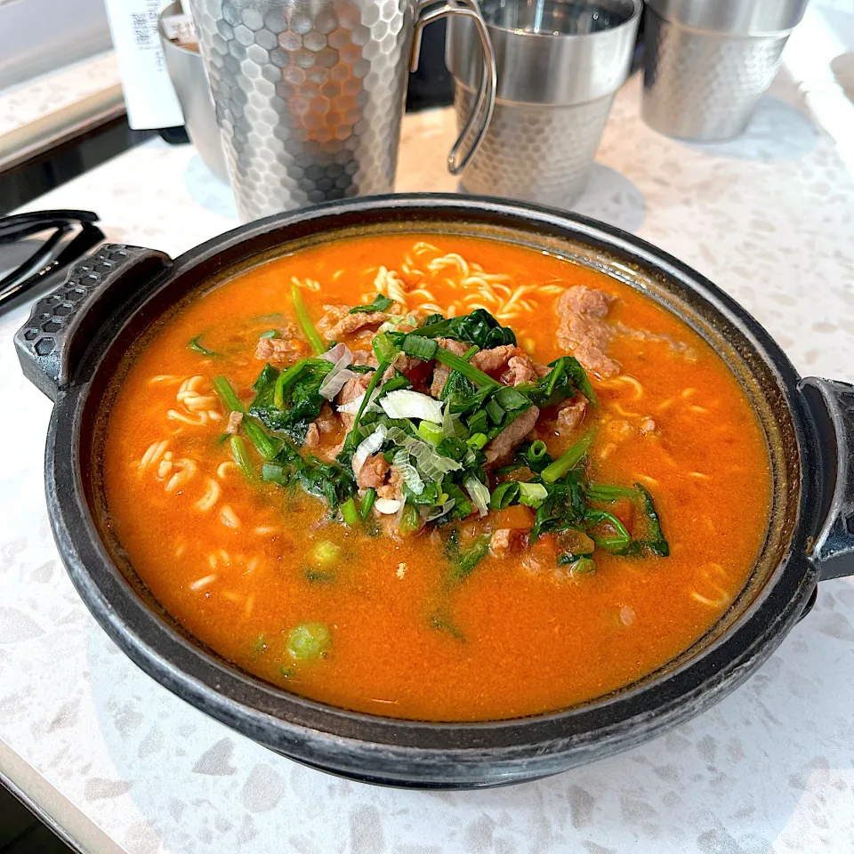 Beef Spinach with Noodles in Tomato Soup|skyblueさん