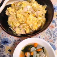 rikako♪。.:＊さんの料理 白だしと本だしとお砂糖の味付けの親子丼✨|m.rafuさん
